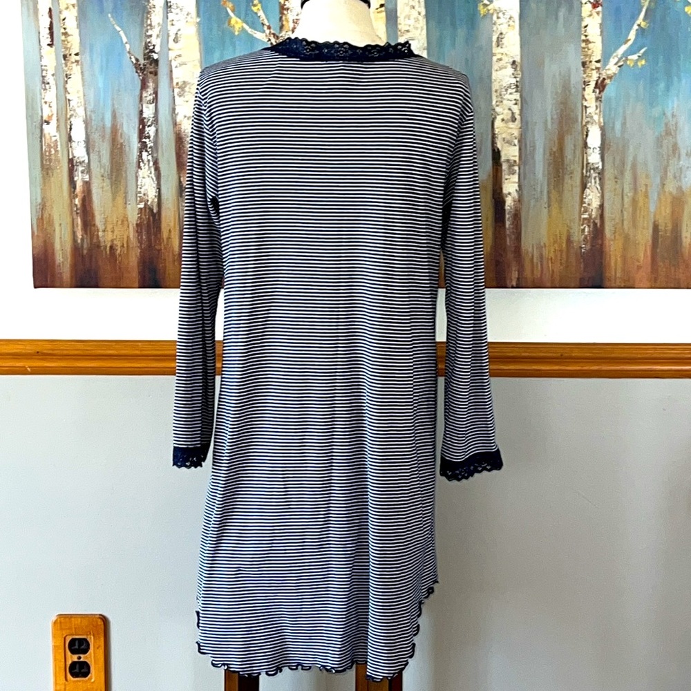 Chaps Nightgown - Picture 6 of 7